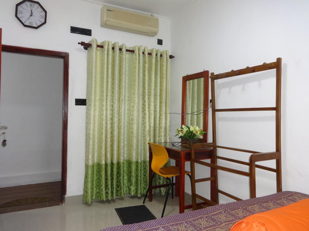 Dutch Bay Beach Cottages Trincomalee Bagian luar foto