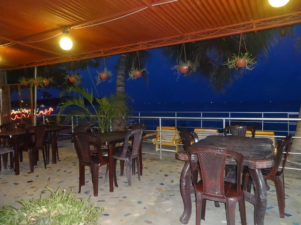 Dutch Bay Beach Cottages Trincomalee Bagian luar foto